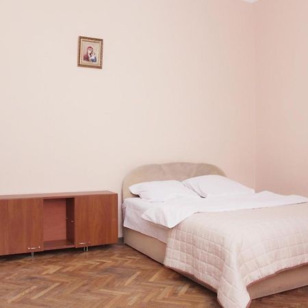 Квартира Подобово Біля Форуму Високий Замок Вулиця Хмельницького 61 Lviv Ngoại thất bức ảnh