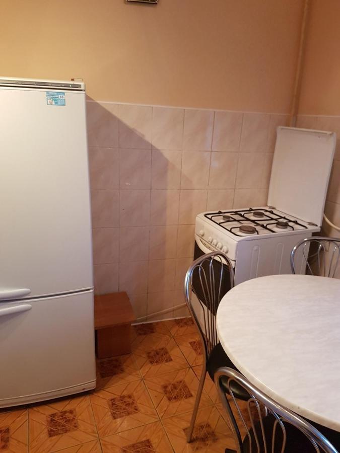 Квартира Подобово Біля Форуму Високий Замок Вулиця Хмельницького 61 Lviv Ngoại thất bức ảnh